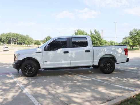 Used 2017 Ford F150 XL w/ Equipment Group 101A Mid RWD image 4