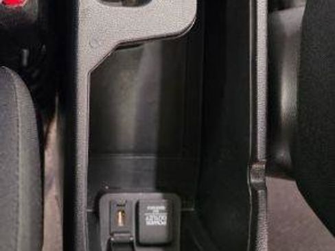 Used 2018 Honda Fit EX image 22