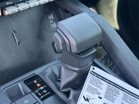 Certified 2025 Toyota Tacoma SR5 image 19