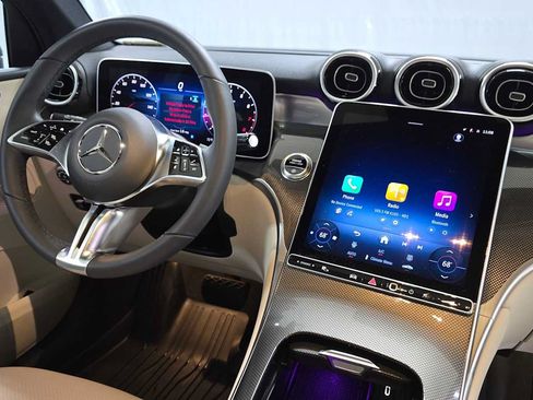 Certified 2026 Mercedes-Benz GLC 300 4MATIC image 11