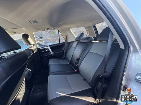 Used 2017 Toyota 4Runner SR5 Premium image 25