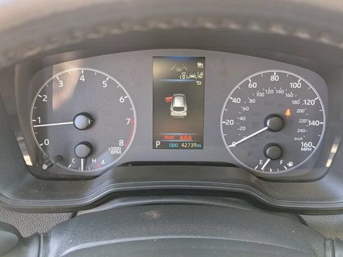 Used 2023 Toyota Corolla Cross LE AWD/4WD image 24