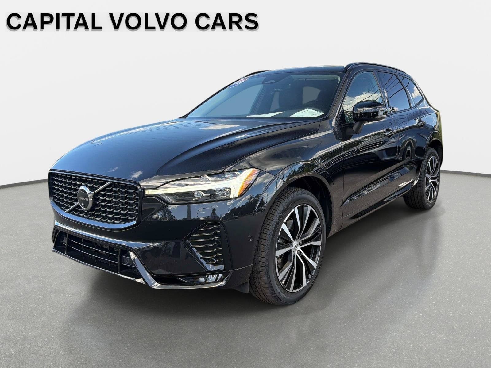 Used 2024 Volvo XC60 B5 Plus w/ Climate Package AWD/4WD image 1