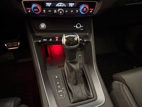 Used 2020 Audi Q3 2.0T Prestige image 19