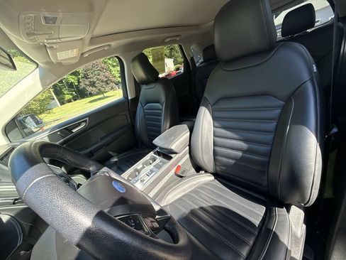 Used 2023 Ford Edge SEL w/ Convenience Package AWD/4WD image 11