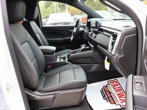 New 2026 GMC Canyon Elevation w/ Convenience Package image 37