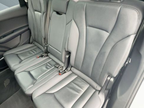 Used 2024 Audi Q7 3.0T Premium Plus image 27