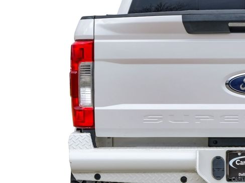 Used 2017 Ford F350 Lariat w/ Lariat Ultimate Package image 51