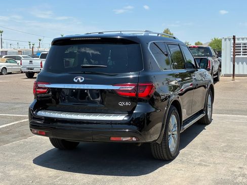 Used 2019 INFINITI QX80 Luxe w/ All-Season Package AWD/4WD image 8