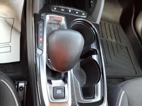 Used 2024 Chevrolet TrailBlazer LT w/ LT Cold Weather Package FWD image 25