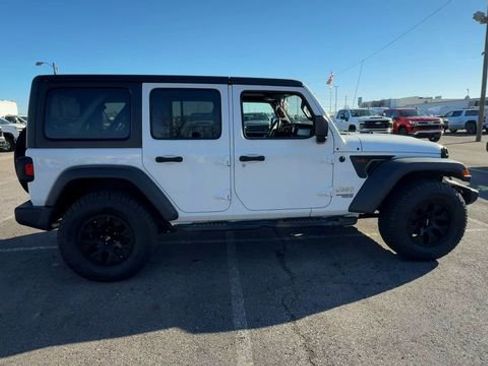 Used 2019 Jeep Wrangler Unlimited Sport S AWD/4WD image 9