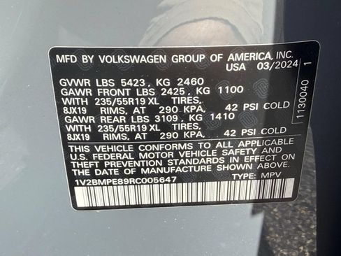 Certified 2024 Volkswagen ID.4 2WD image 21