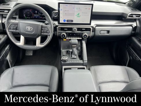 Used 2026 Toyota 4Runner Limited AWD/4WD image 20