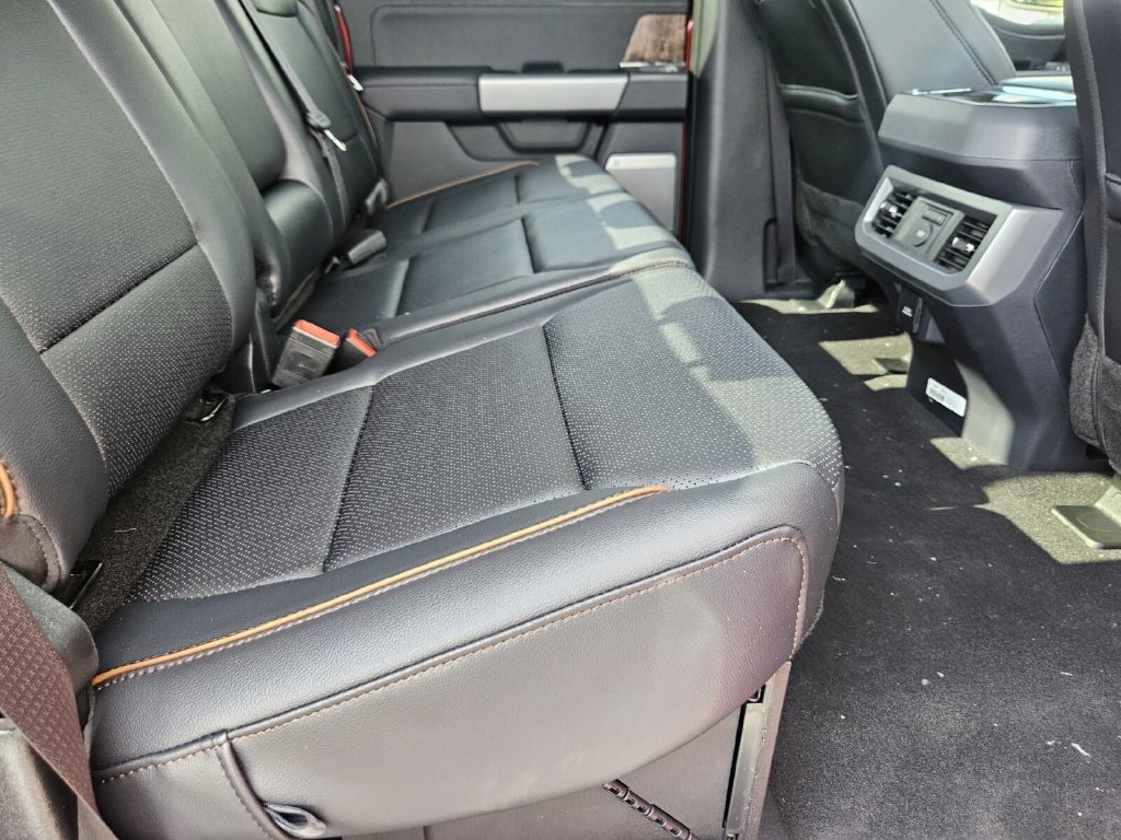 New 2026 Ford F350 Lariat w/ Lariat Premium Package AWD/4WD image 14