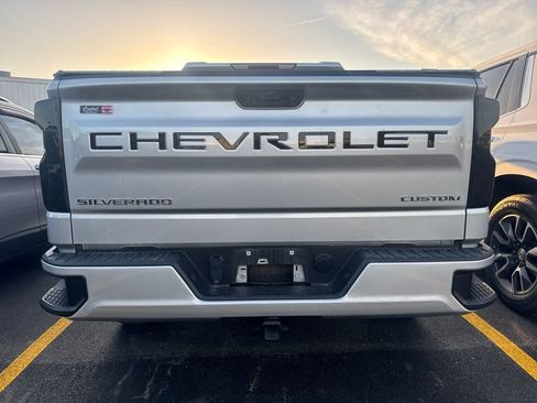 Used 2022 Chevrolet Silverado 1500 Custom AWD/4WD image 4