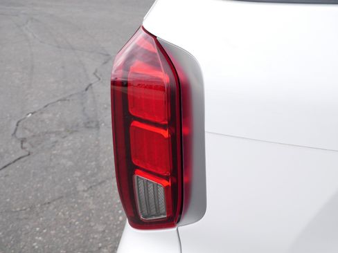 Used 2023 Hyundai Palisade Limited AWD/4WD image 19