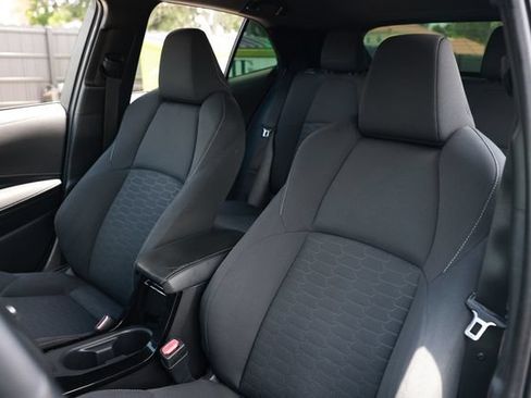 Used 2019 Toyota Corolla SE w/ SE Option Package FWD image 9