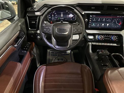 Used 2024 GMC Sierra 1500 Denali Ultimate image 28