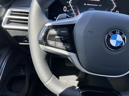 Used 2025 BMW 330i Sedan image 19