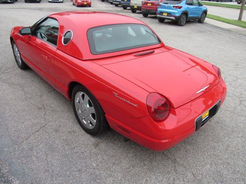 Used 2002 Ford Thunderbird RWD image 8