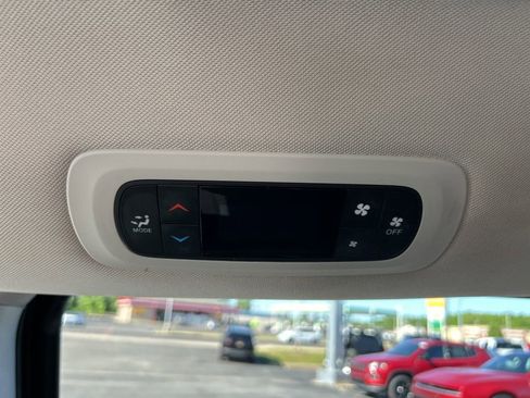 Used 2023 Chrysler Voyager LX FWD image 26