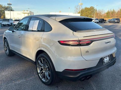 Used 2022 Porsche Cayenne S Platinum image 7