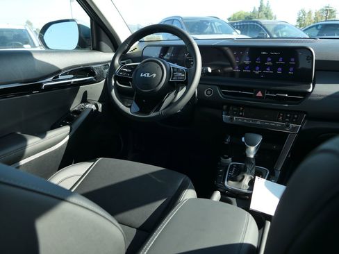 New 2026 Kia Seltos EX image 22