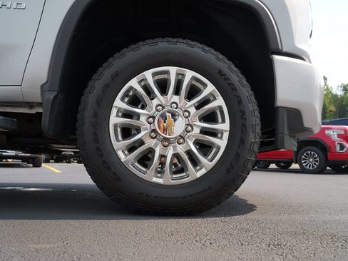 Certified 2022 Chevrolet Silverado 3500 High Country w/ Safety Package II AWD/4WD image 33