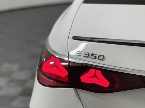 New 2026 Mercedes-Benz E 350 4MATIC Sedan image 12