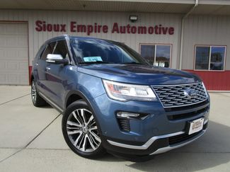 Used 2018 Ford Explorer Platinum AWD/4WD video 1