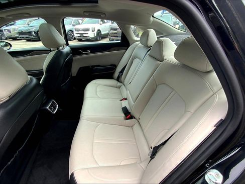 Used 2021 Kia K5 EX image 28