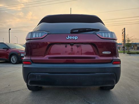 Used 2019 Jeep Cherokee Latitude Plus image 7