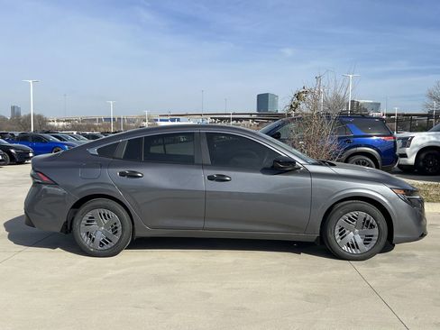 New 2026 Nissan Sentra S image 3