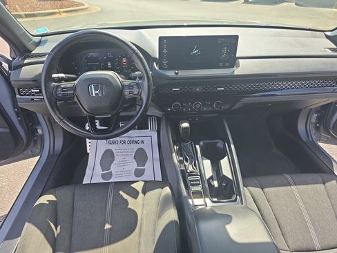 Used 2023 Honda Accord Sport image 19