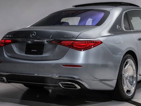 Certified 2024 Mercedes-Benz Maybach S 580 4MATIC image 4