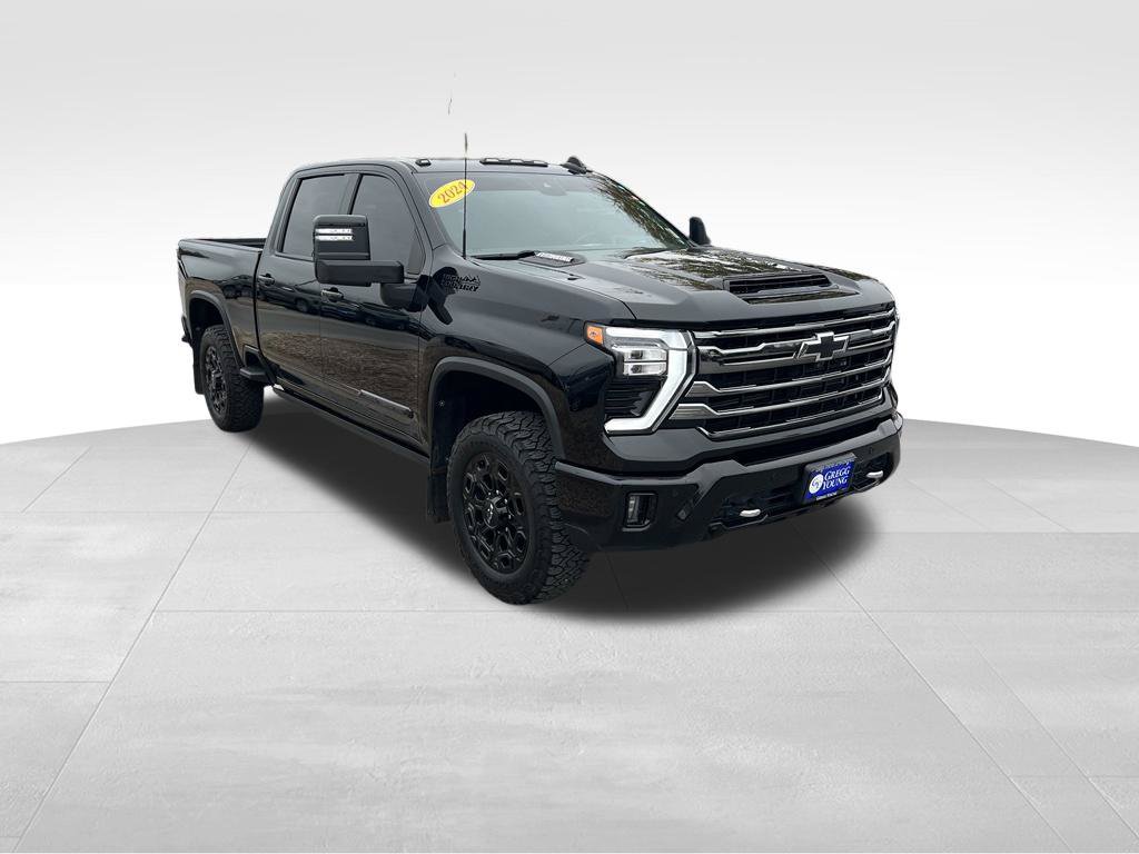 Used 2024 Chevrolet Silverado 3500 High Country w/ Technology Package AWD/4WD image 9