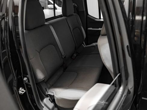 Used 2019 Nissan Frontier SV RWD image 39