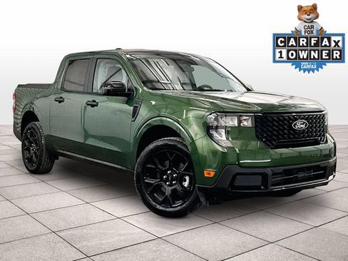 Certified 2025 Ford Maverick XLT w/ XLT Luxury Package AWD/4WD image 2