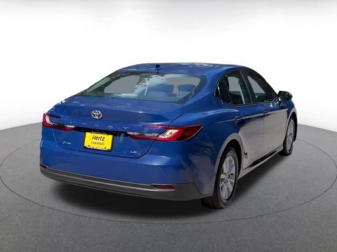 Used 2025 Toyota Camry LE FWD image 21