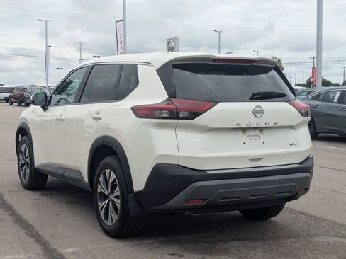 Used 2023 Nissan Rogue SV FWD image 5