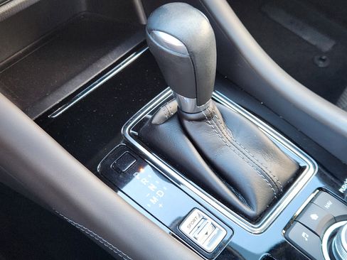 Used 2018 MAZDA MAZDA6 Signature image 13