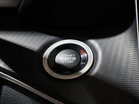 Used 2024 Jeep Grand Cherokee Altitude image 29