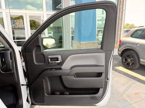 Used 2017 GMC Sierra 1500 2WD Regular Cab image 19
