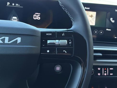 New 2026 Kia Sorento LX FWD image 28