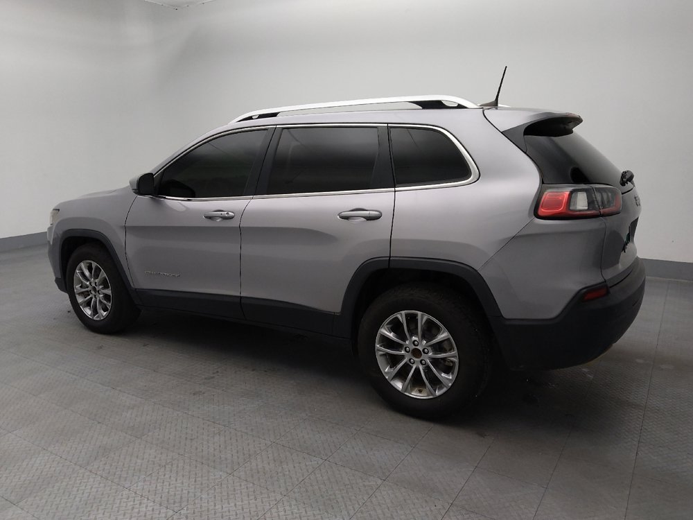 Used 2021 Jeep Cherokee Latitude Lux w/ Comfort/Convenience Group FWD image 3