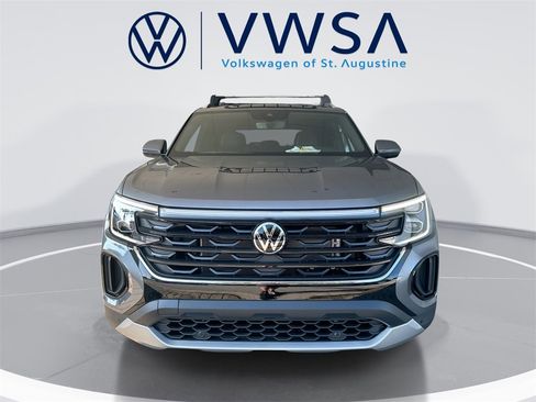 New 2025 Volkswagen Atlas Cross Sport SE image 2
