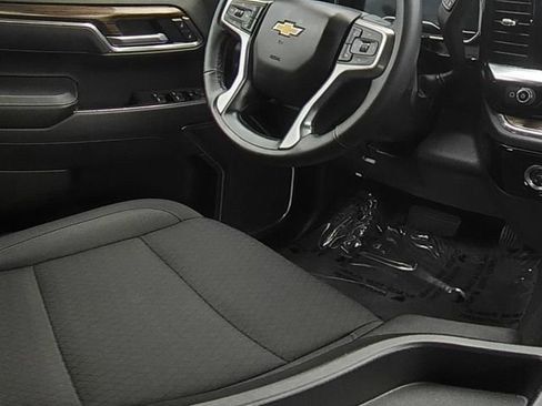 Used 2024 Chevrolet Silverado 1500 LT AWD/4WD image 26