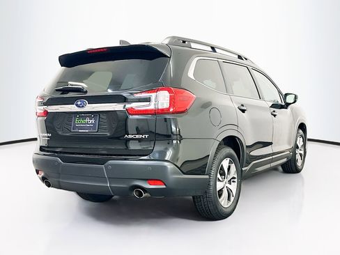 Used 2025 Subaru Ascent Premium AWD/4WD image 9