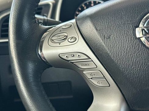Used 2018 Nissan Murano SV FWD image 29