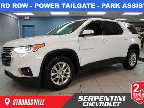 Used 2021 Chevrolet Traverse LT image 1